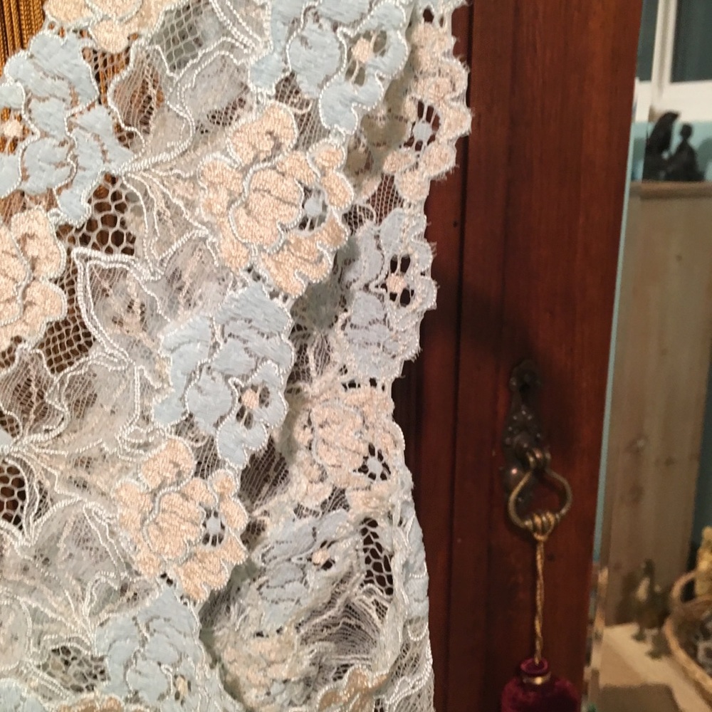 Lace cami - Picture 4 of 5